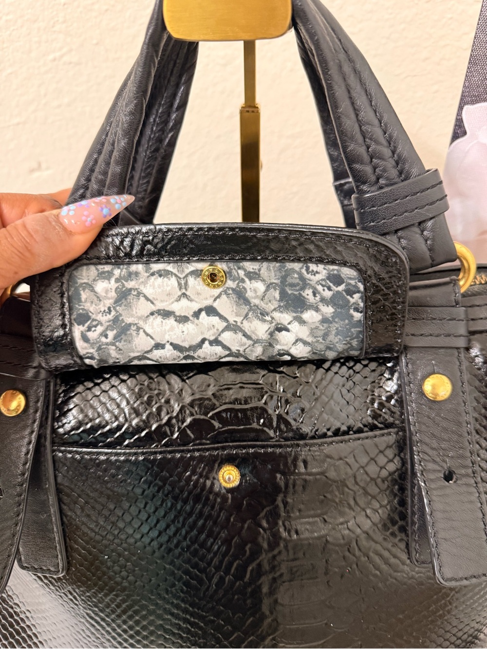 Like New - Y2K Marc Jacobs Turnlock Python Satchel - Picture 5 of 10